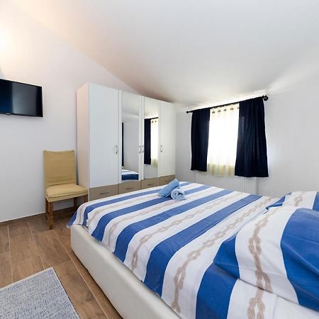Apartman Lana Biograd na Moru Kültér fotó