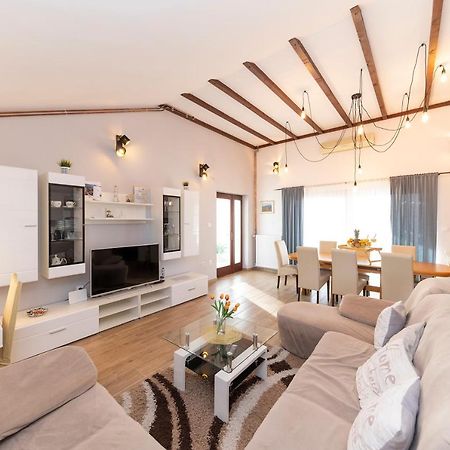 Apartman Lana Biograd na Moru Kültér fotó