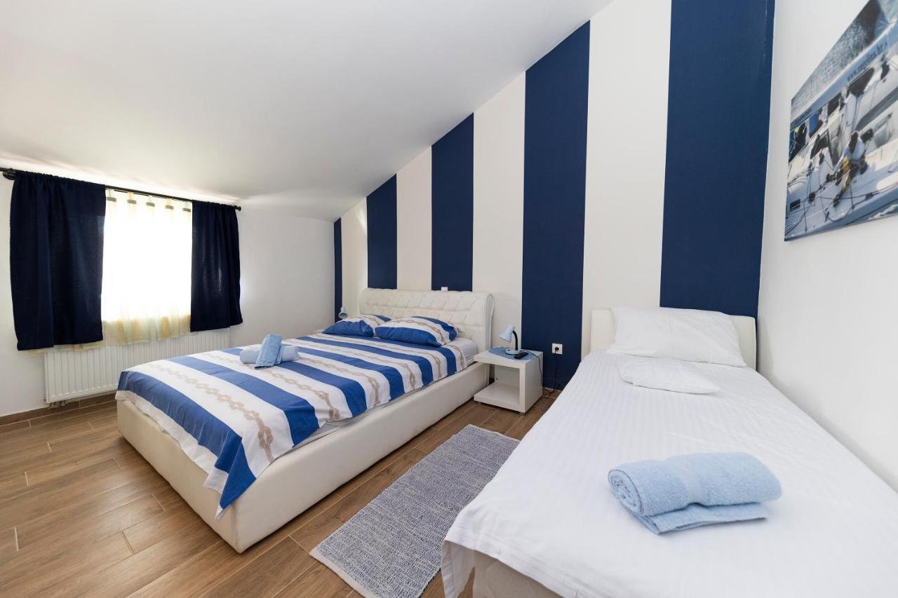Apartman Lana Biograd na Moru Kültér fotó